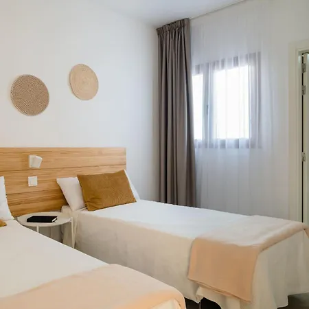 Villa Gadea - Vipvipvillas *