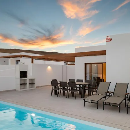 Gadea - Vipvipvillas Villa